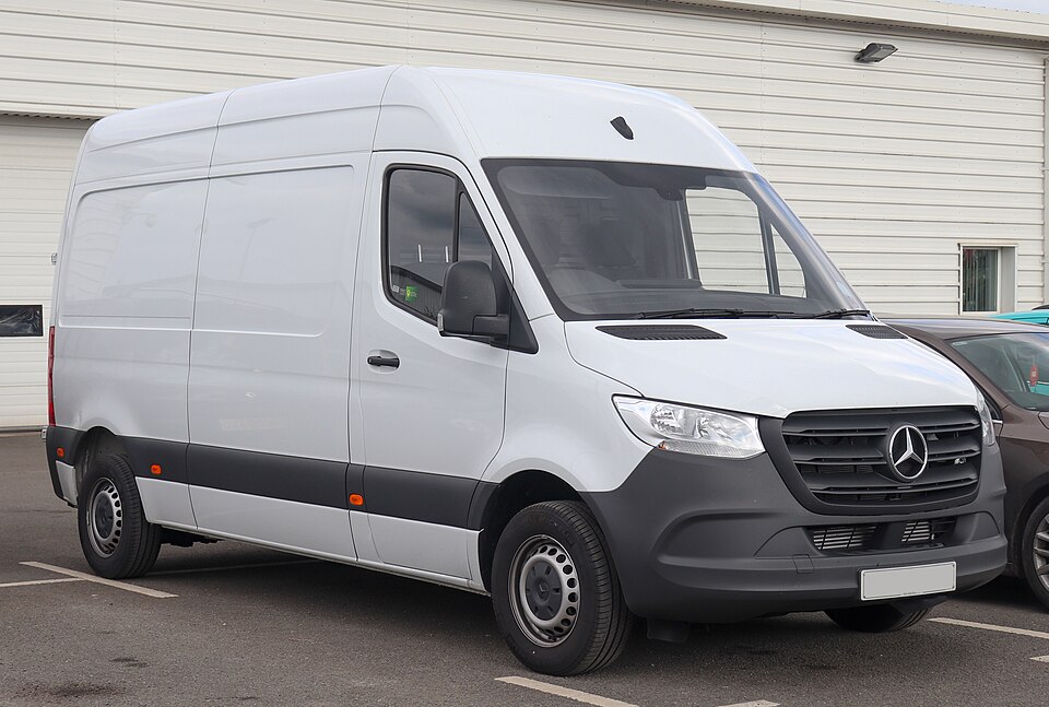 12 Seater VIP Maharaja TT